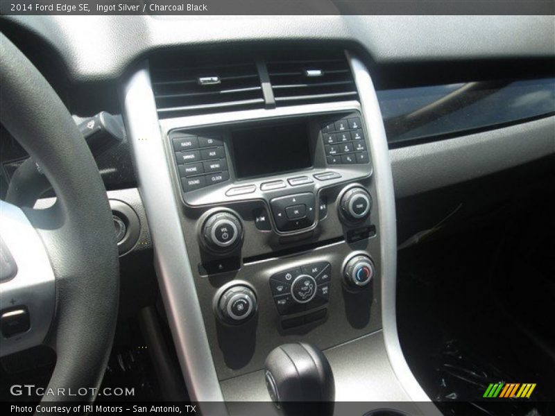 Ingot Silver / Charcoal Black 2014 Ford Edge SE