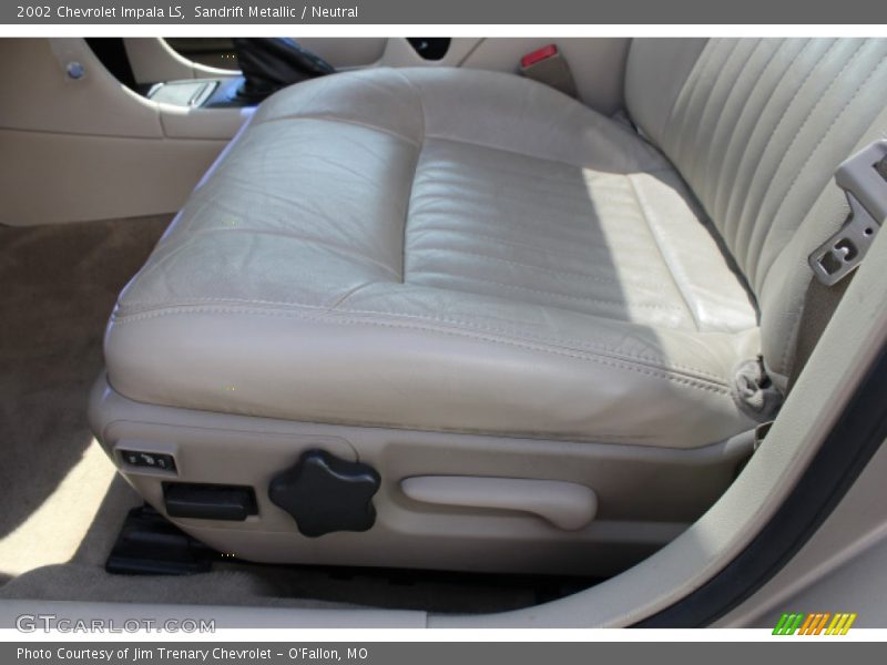 Sandrift Metallic / Neutral 2002 Chevrolet Impala LS