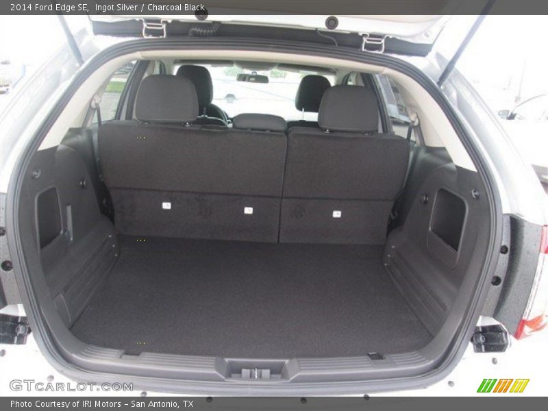 Ingot Silver / Charcoal Black 2014 Ford Edge SE