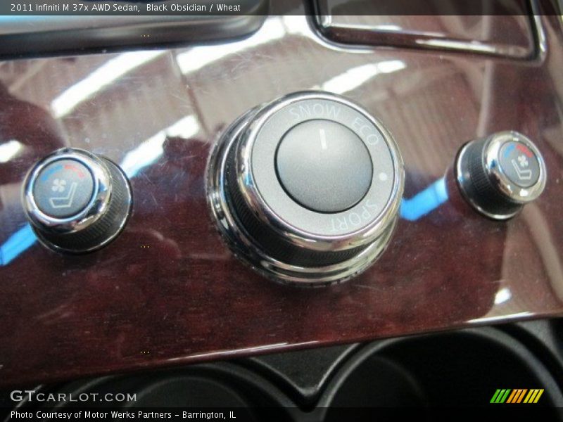 Black Obsidian / Wheat 2011 Infiniti M 37x AWD Sedan
