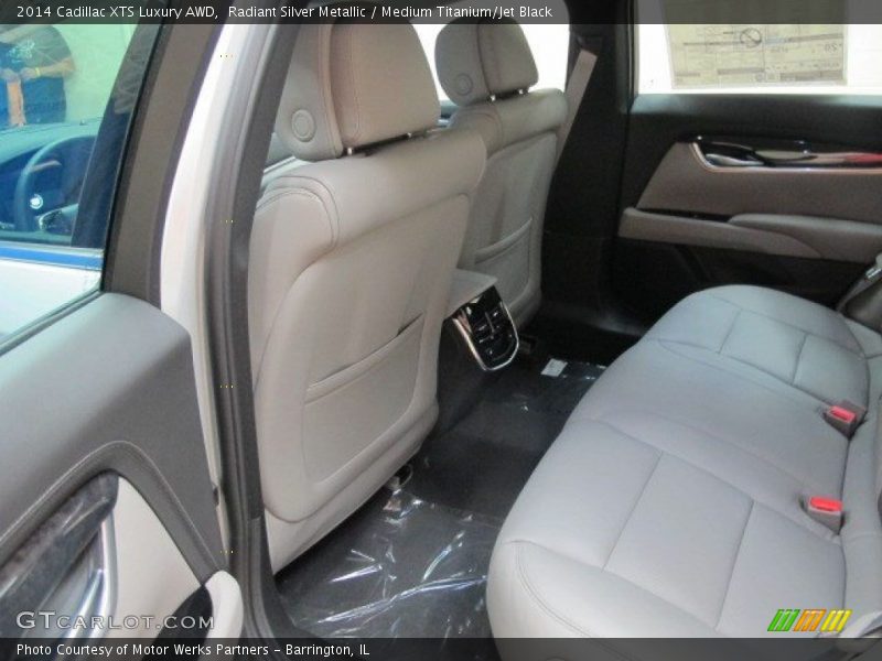 Radiant Silver Metallic / Medium Titanium/Jet Black 2014 Cadillac XTS Luxury AWD