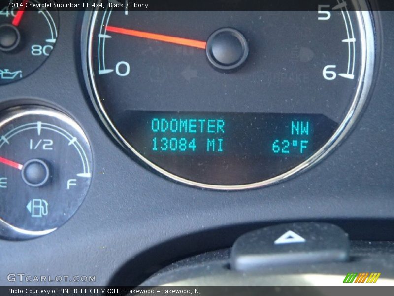 Black / Ebony 2014 Chevrolet Suburban LT 4x4