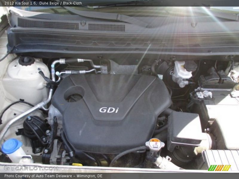 Dune Beige / Black Cloth 2012 Kia Soul 1.6