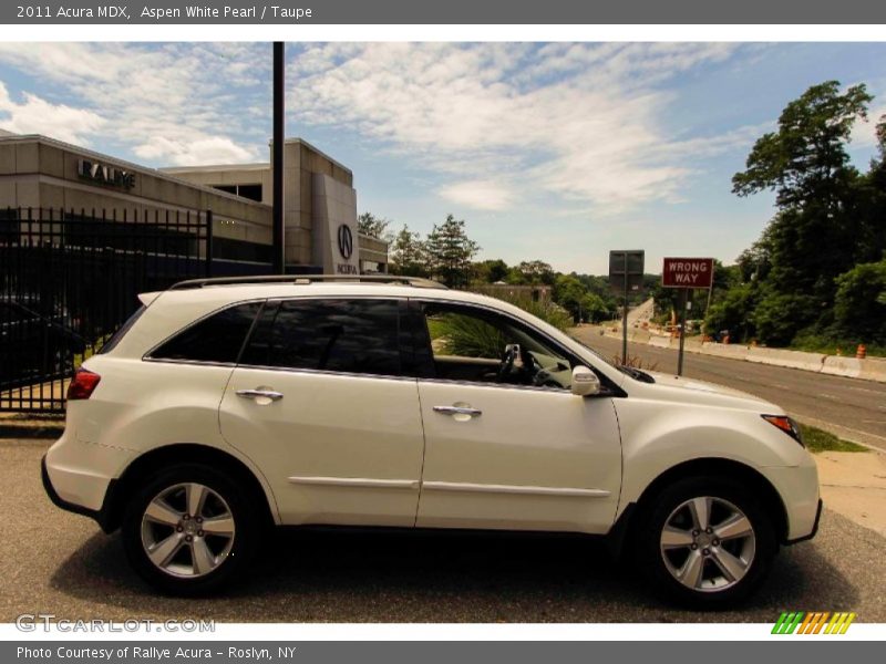 Aspen White Pearl / Taupe 2011 Acura MDX