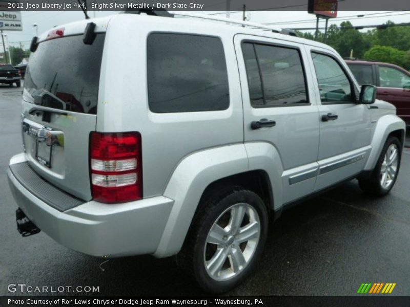 Bright Silver Metallic / Dark Slate Gray 2012 Jeep Liberty Jet 4x4