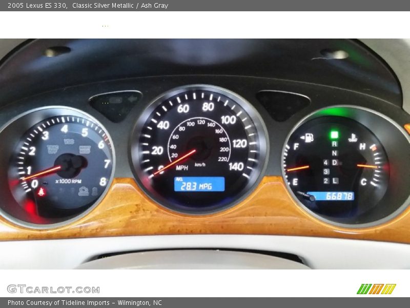 Classic Silver Metallic / Ash Gray 2005 Lexus ES 330
