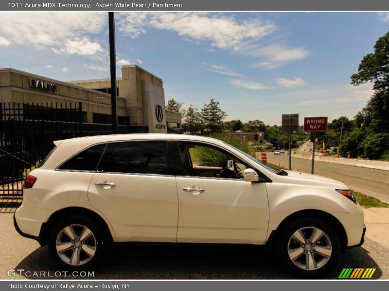 Aspen White Pearl / Parchment 2011 Acura MDX Technology