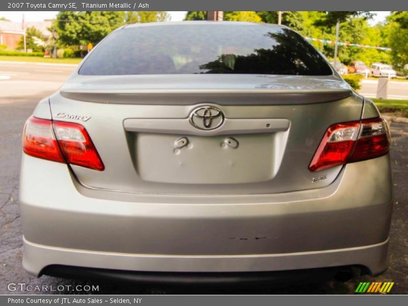 Titanium Metallic / Ash 2007 Toyota Camry SE