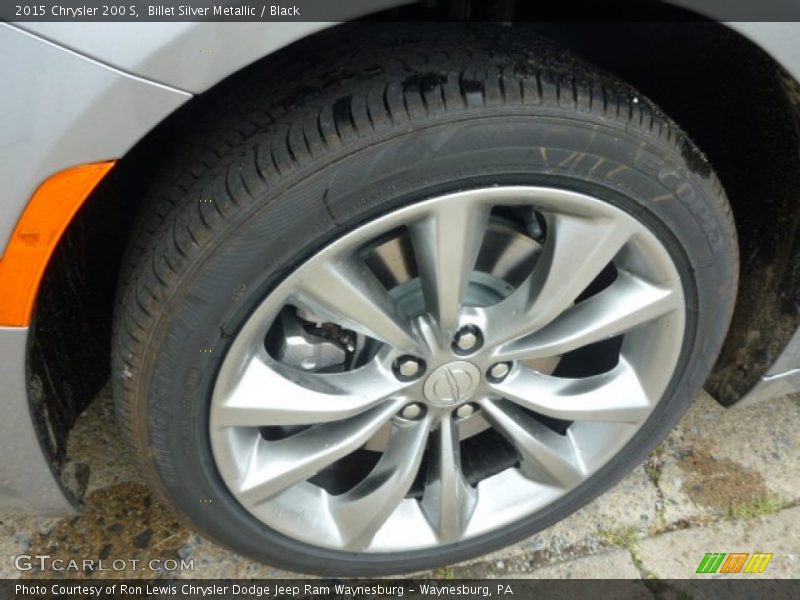 Billet Silver Metallic / Black 2015 Chrysler 200 S
