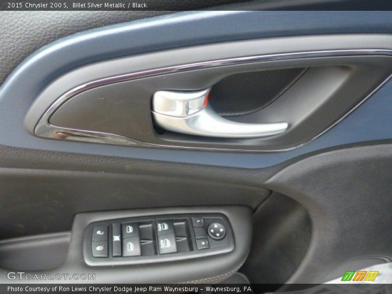Billet Silver Metallic / Black 2015 Chrysler 200 S