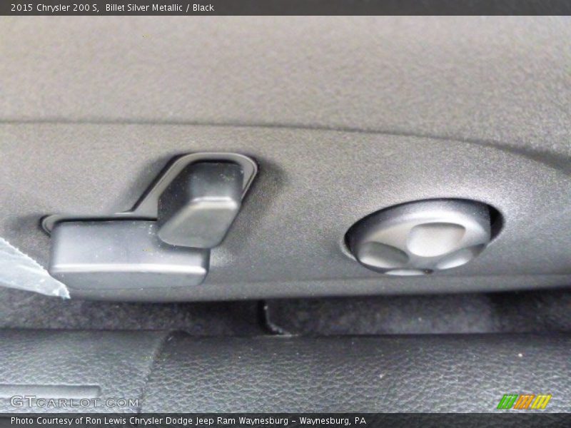 Billet Silver Metallic / Black 2015 Chrysler 200 S