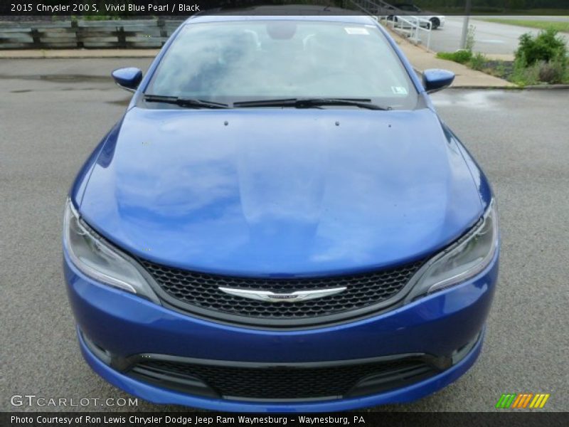 Vivid Blue Pearl / Black 2015 Chrysler 200 S