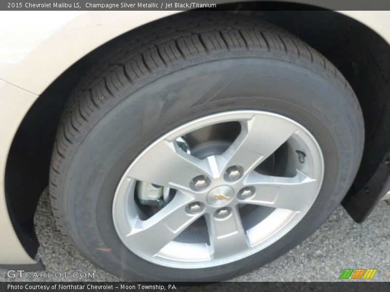 Champagne Silver Metallic / Jet Black/Titanium 2015 Chevrolet Malibu LS