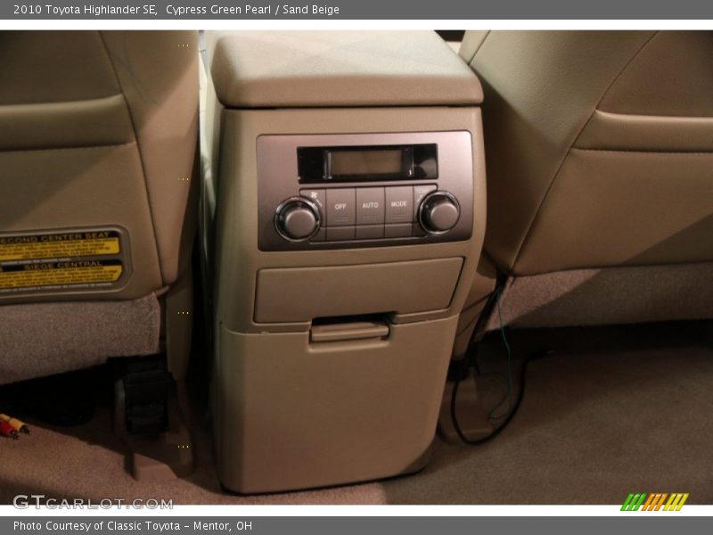 Controls of 2010 Highlander SE