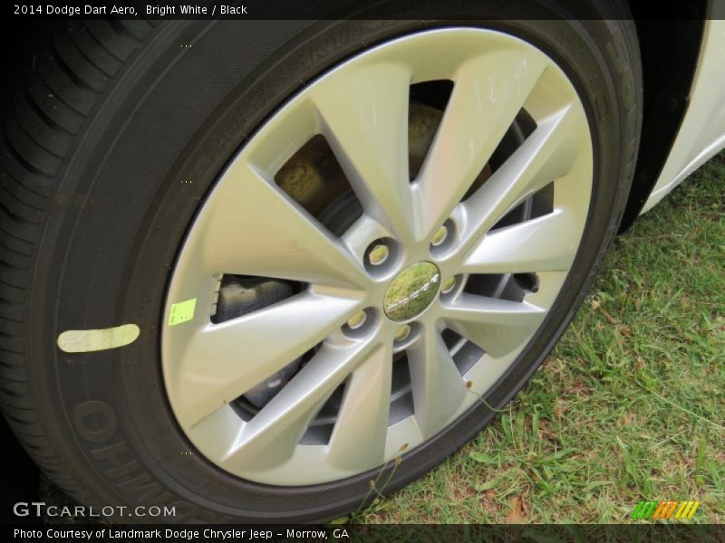 Bright White / Black 2014 Dodge Dart Aero