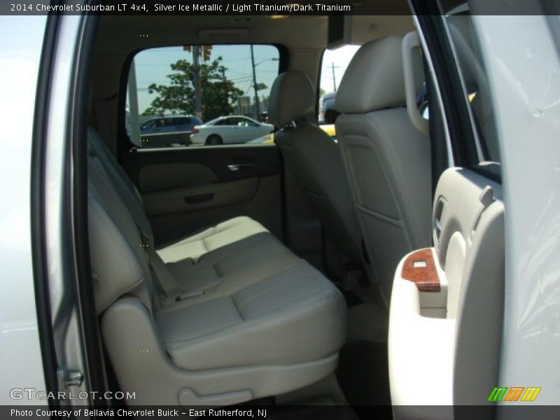 Silver Ice Metallic / Light Titanium/Dark Titanium 2014 Chevrolet Suburban LT 4x4