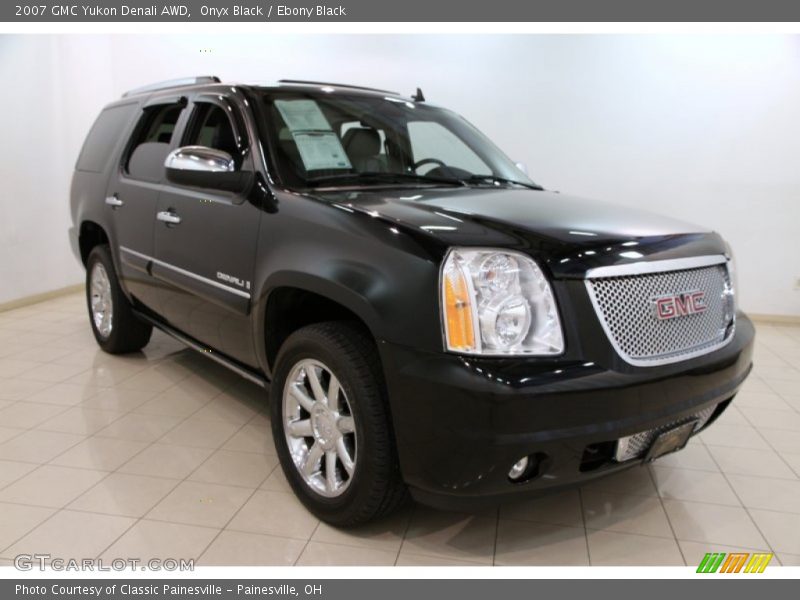 Onyx Black / Ebony Black 2007 GMC Yukon Denali AWD