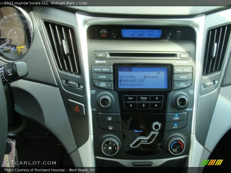 Midnight Black / Gray 2013 Hyundai Sonata GLS