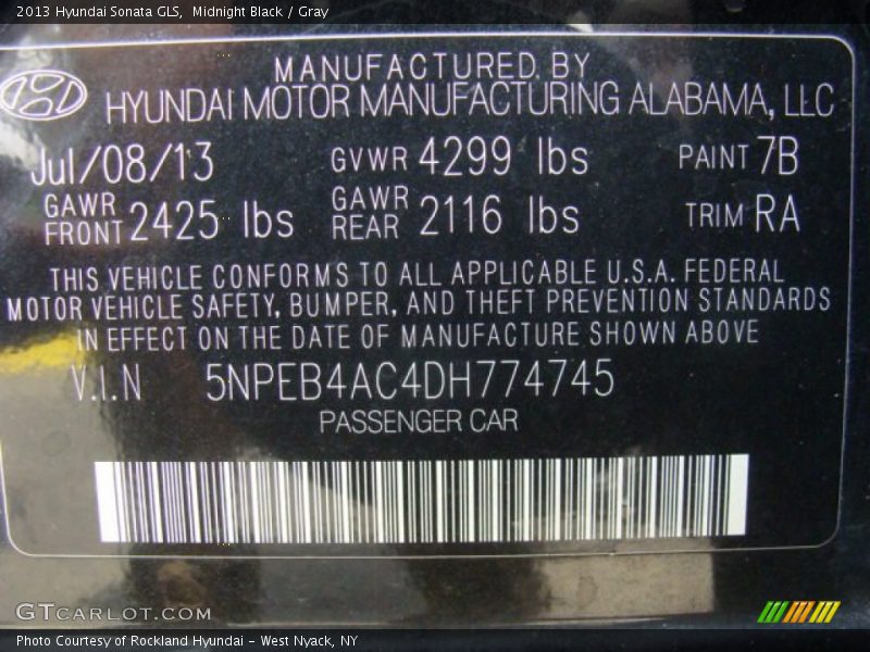 Midnight Black / Gray 2013 Hyundai Sonata GLS