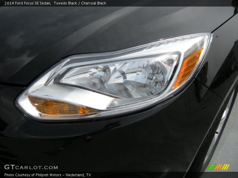 Tuxedo Black / Charcoal Black 2014 Ford Focus SE Sedan