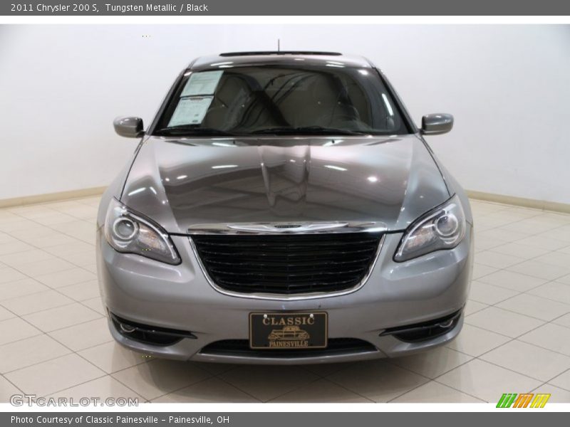 Tungsten Metallic / Black 2011 Chrysler 200 S