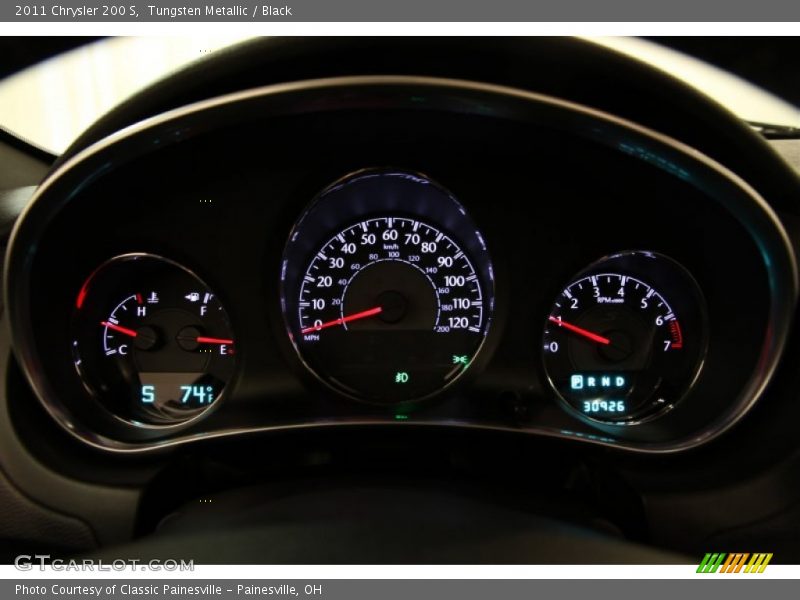 Tungsten Metallic / Black 2011 Chrysler 200 S