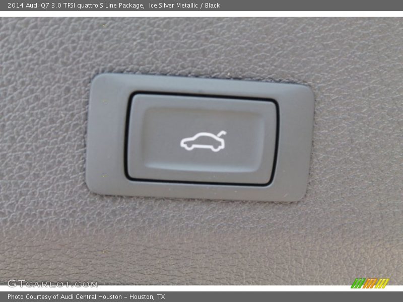 Ice Silver Metallic / Black 2014 Audi Q7 3.0 TFSI quattro S Line Package