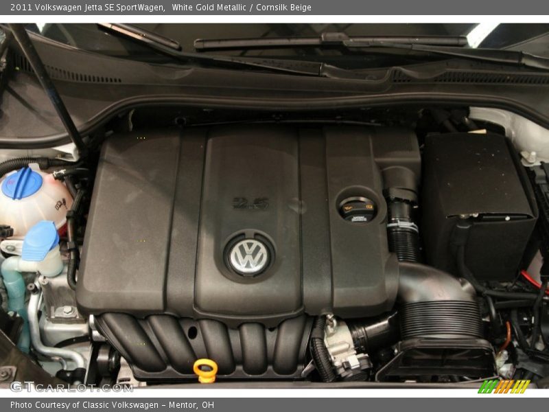 White Gold Metallic / Cornsilk Beige 2011 Volkswagen Jetta SE SportWagen