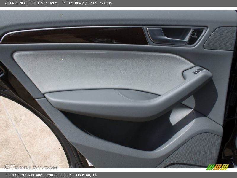 Brilliant Black / Titanium Gray 2014 Audi Q5 2.0 TFSI quattro