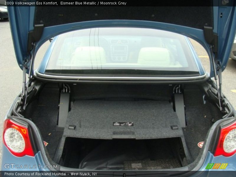 Eismeer Blue Metallic / Moonrock Grey 2009 Volkswagen Eos Komfort
