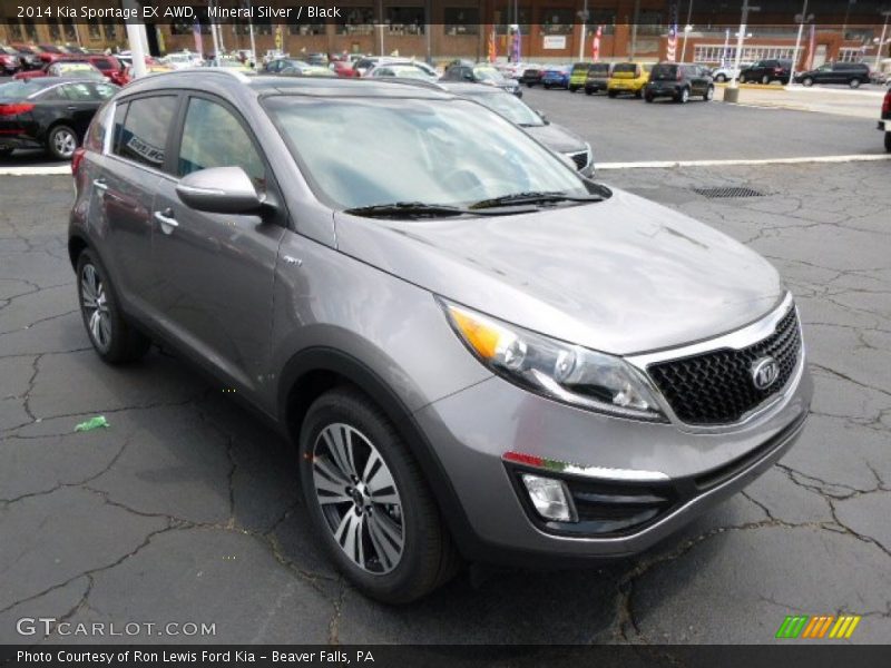 Front 3/4 View of 2014 Sportage EX AWD