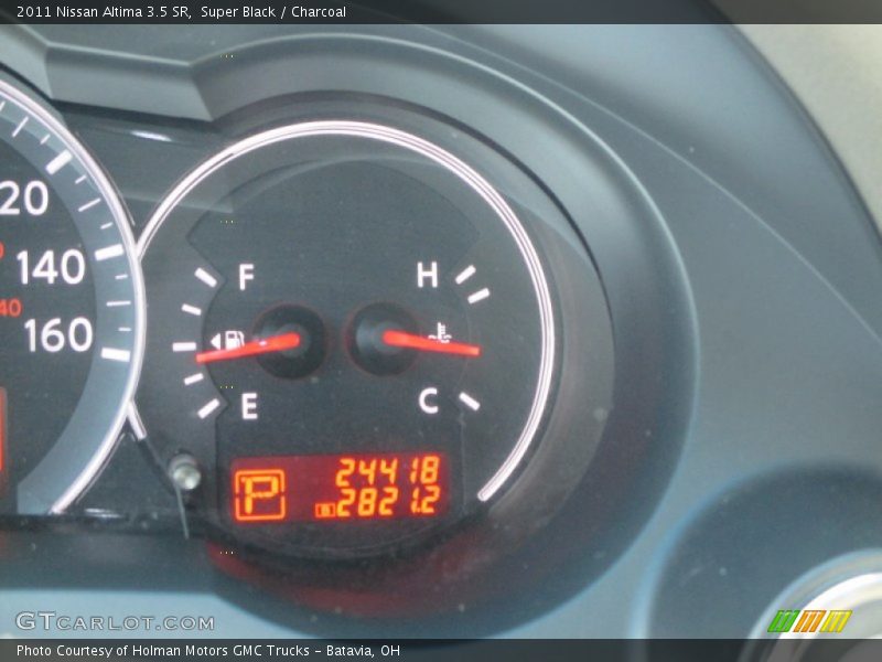 Super Black / Charcoal 2011 Nissan Altima 3.5 SR