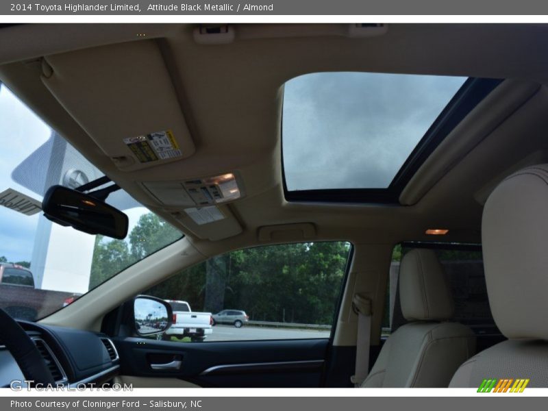 Attitude Black Metallic / Almond 2014 Toyota Highlander Limited