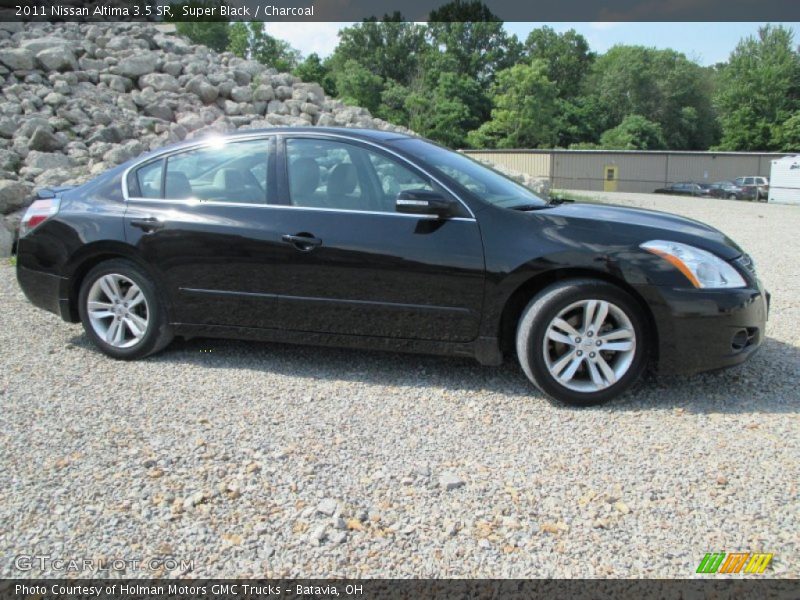 Super Black / Charcoal 2011 Nissan Altima 3.5 SR