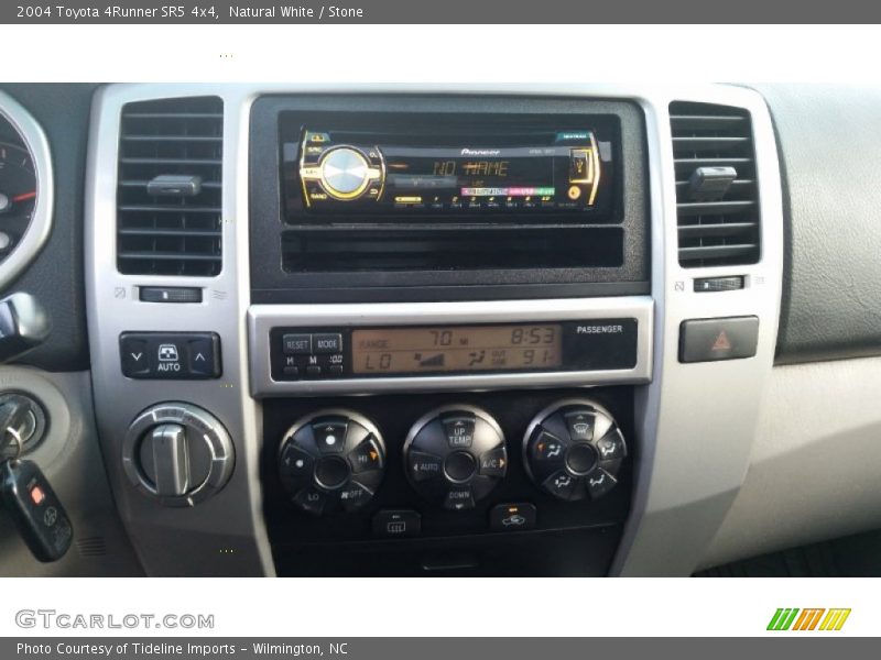 Natural White / Stone 2004 Toyota 4Runner SR5 4x4
