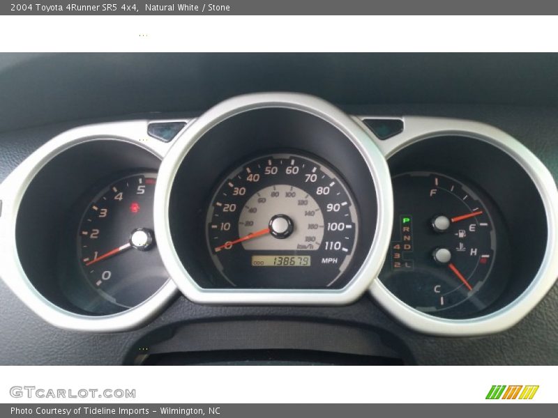 Natural White / Stone 2004 Toyota 4Runner SR5 4x4