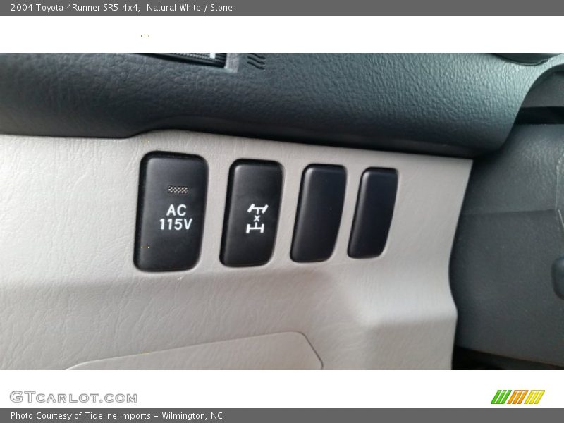 Natural White / Stone 2004 Toyota 4Runner SR5 4x4