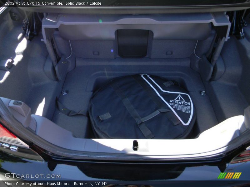 Solid Black / Calcite 2009 Volvo C70 T5 Convertible