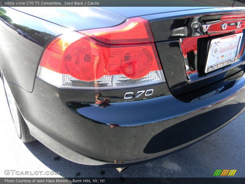 Solid Black / Calcite 2009 Volvo C70 T5 Convertible