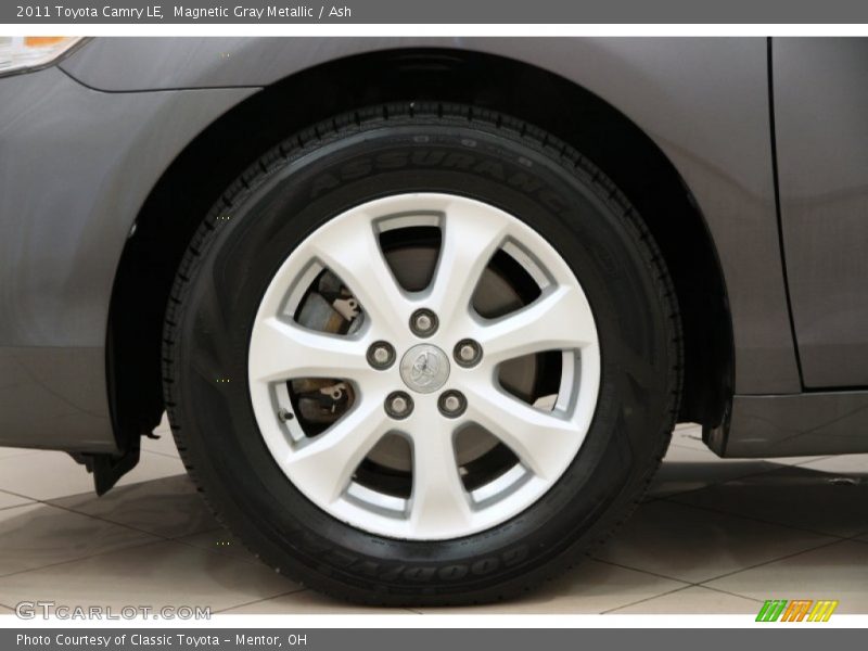 Magnetic Gray Metallic / Ash 2011 Toyota Camry LE