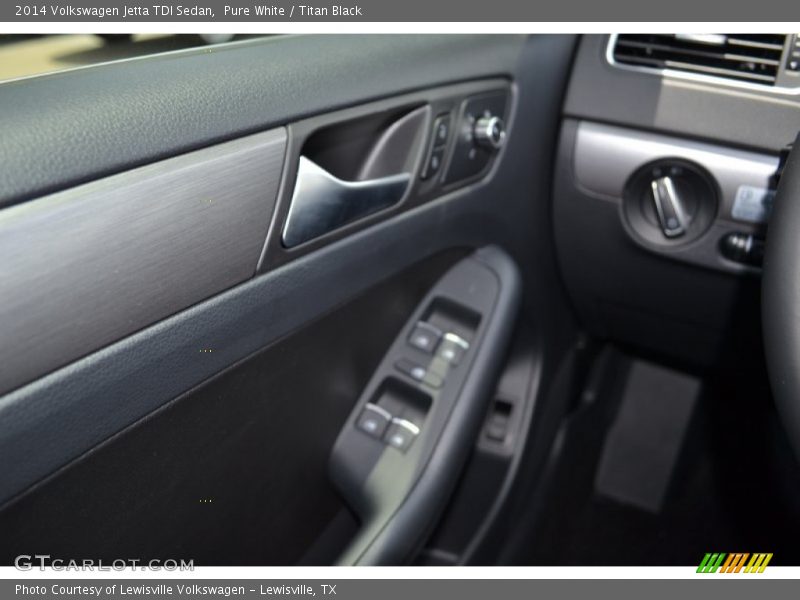 Pure White / Titan Black 2014 Volkswagen Jetta TDI Sedan