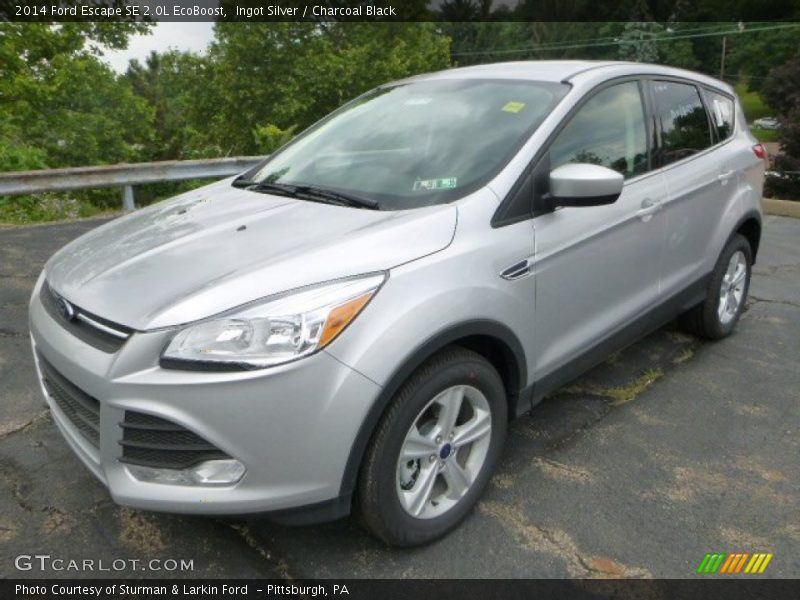 Front 3/4 View of 2014 Escape SE 2.0L EcoBoost