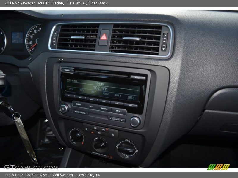 Pure White / Titan Black 2014 Volkswagen Jetta TDI Sedan