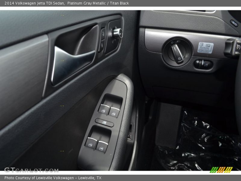 Platinum Gray Metallic / Titan Black 2014 Volkswagen Jetta TDI Sedan