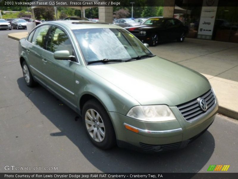 Fresco Green Metallic / Beige 2003 Volkswagen Passat GLS Sedan