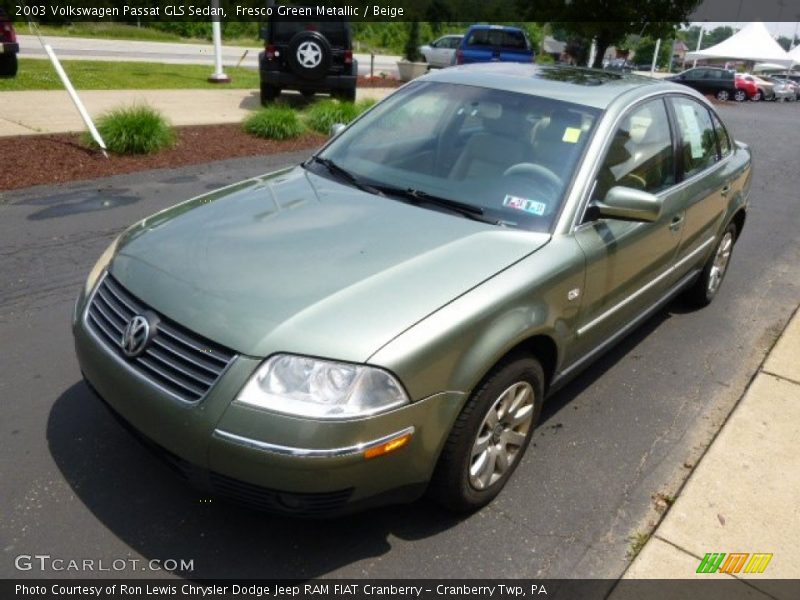 Fresco Green Metallic / Beige 2003 Volkswagen Passat GLS Sedan