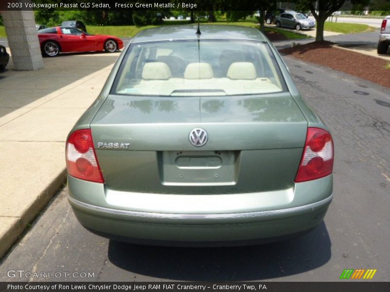 Fresco Green Metallic / Beige 2003 Volkswagen Passat GLS Sedan