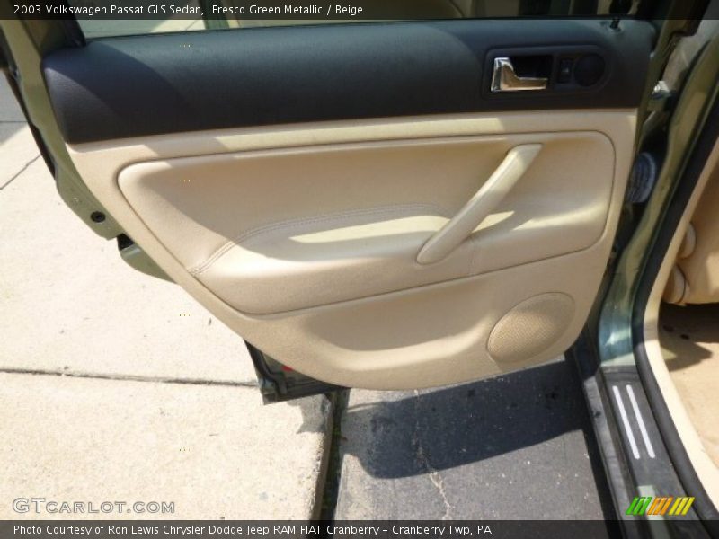 Fresco Green Metallic / Beige 2003 Volkswagen Passat GLS Sedan