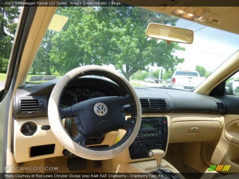 Fresco Green Metallic / Beige 2003 Volkswagen Passat GLS Sedan