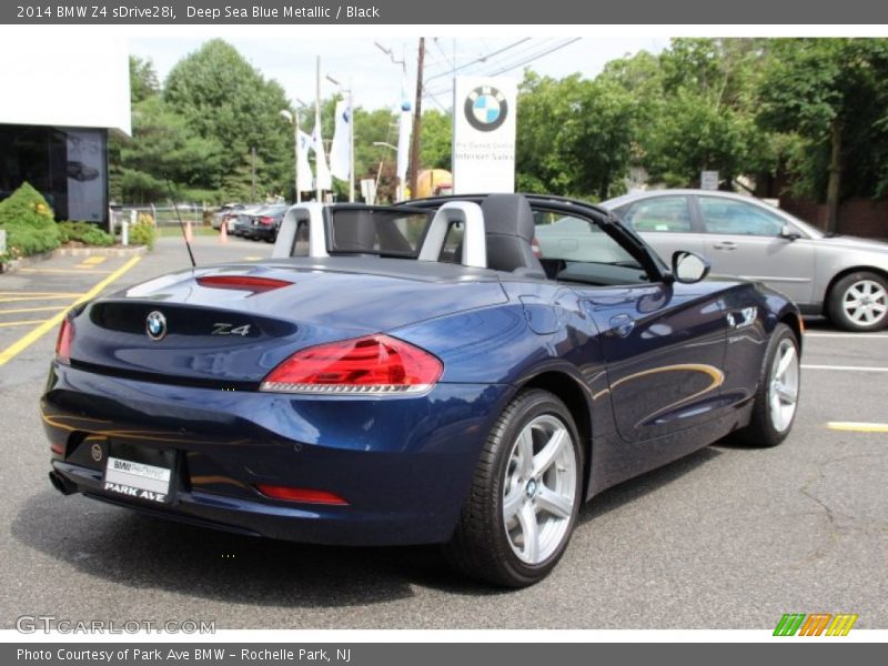 Deep Sea Blue Metallic / Black 2014 BMW Z4 sDrive28i